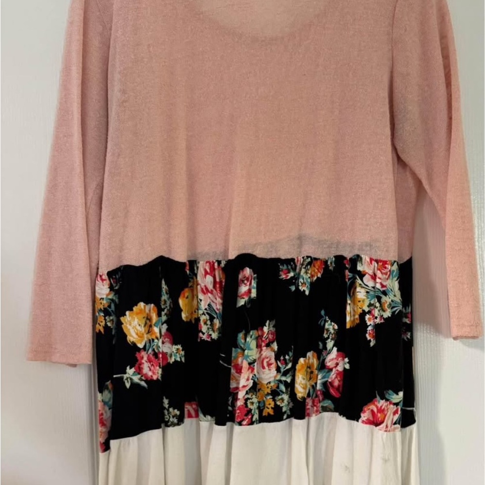 Chris & Carol Pink Pleated 3/4 Sleeve Blouse - Picture 2 of 3